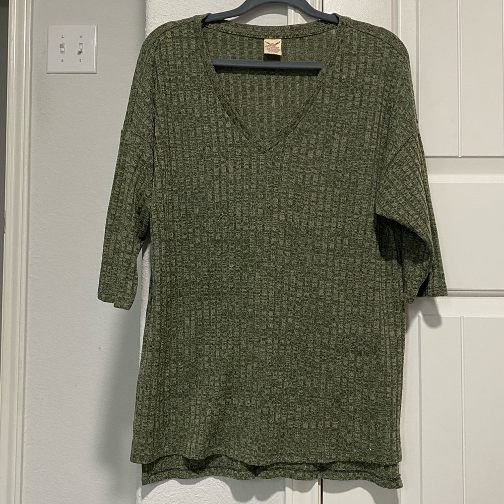 🍁Faded Glory Short Sleeve Sweater🍁
